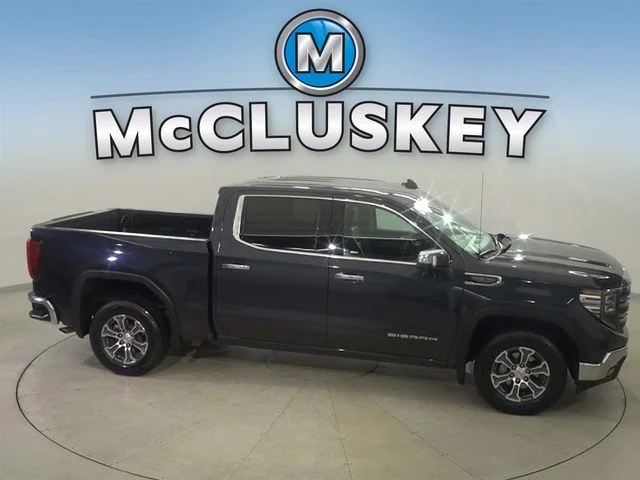 2025 GMC Sierra 1500 SLT - Photo 12