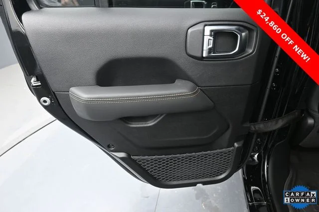 Used 2025 Black Jeep Sport S image 31