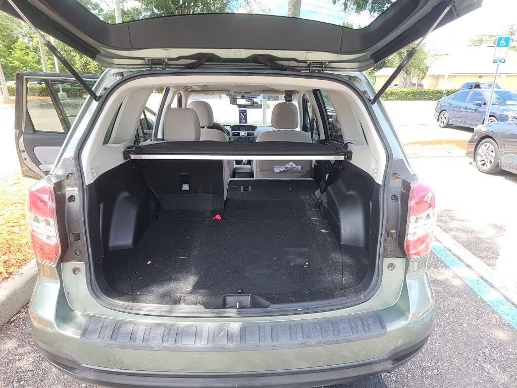 Used 2015 Green Subaru 2.5i Premium image 6