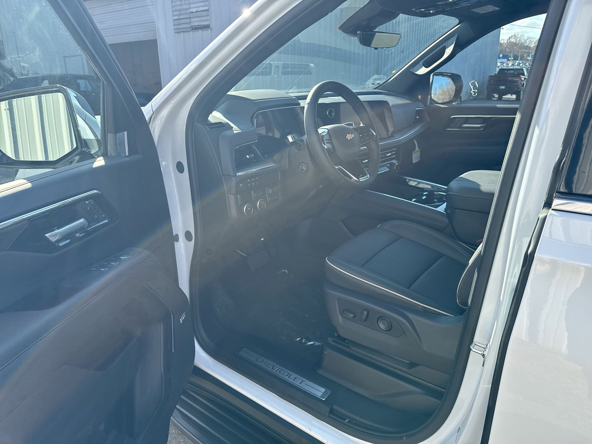 2026 Chevrolet Suburban High Country - Photo 39