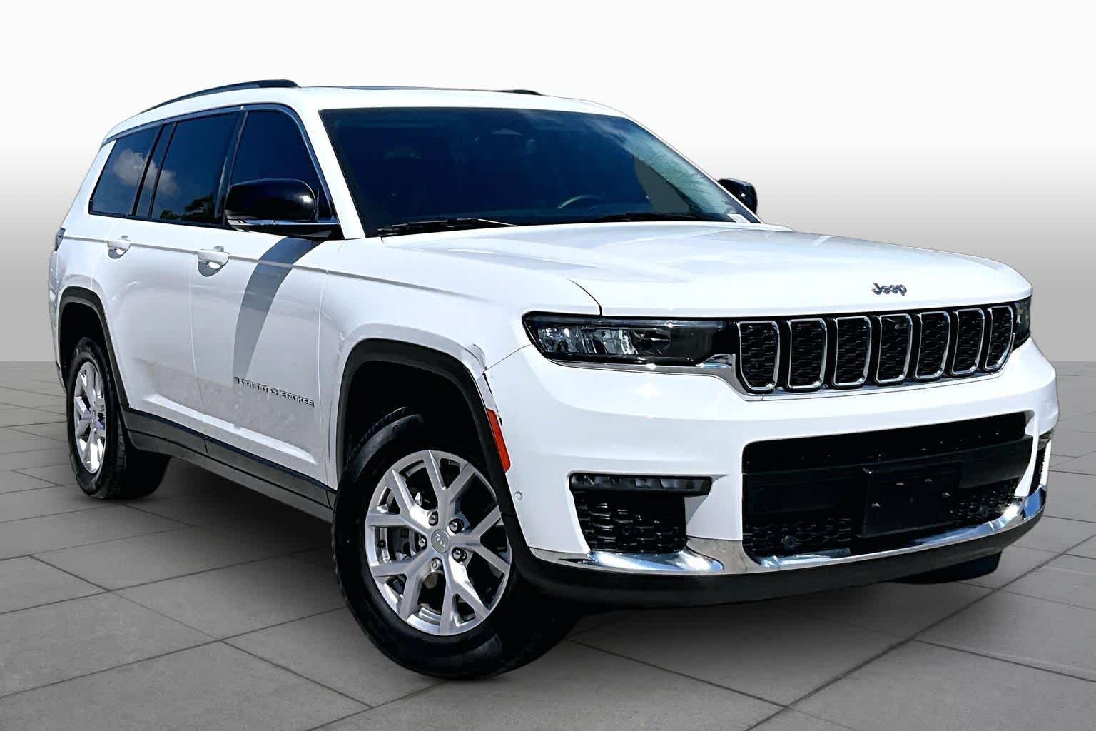Used 2022 Bright White Clearcoat Jeep Limited image 3
