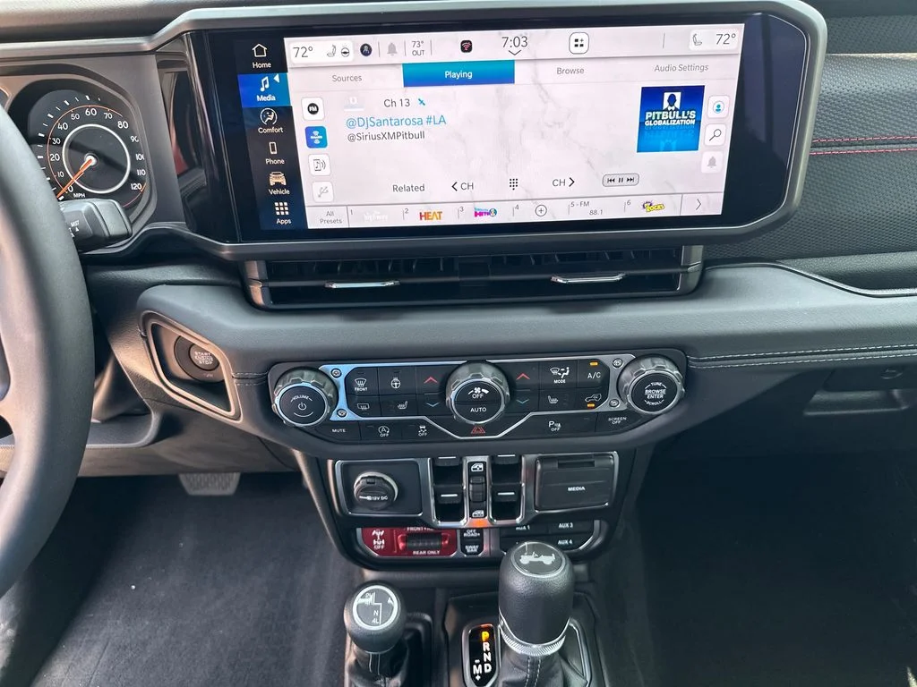 2025 Jeep Wrangler 4-Door Rubicon - Photo 28