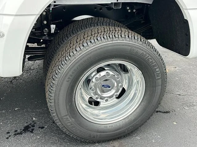 New 2026 Oxford White Ford F-350® XLT image 16
