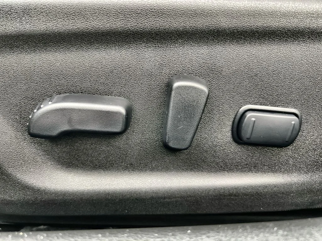 New 2026 Gray Nissan 2.5 SR image 14