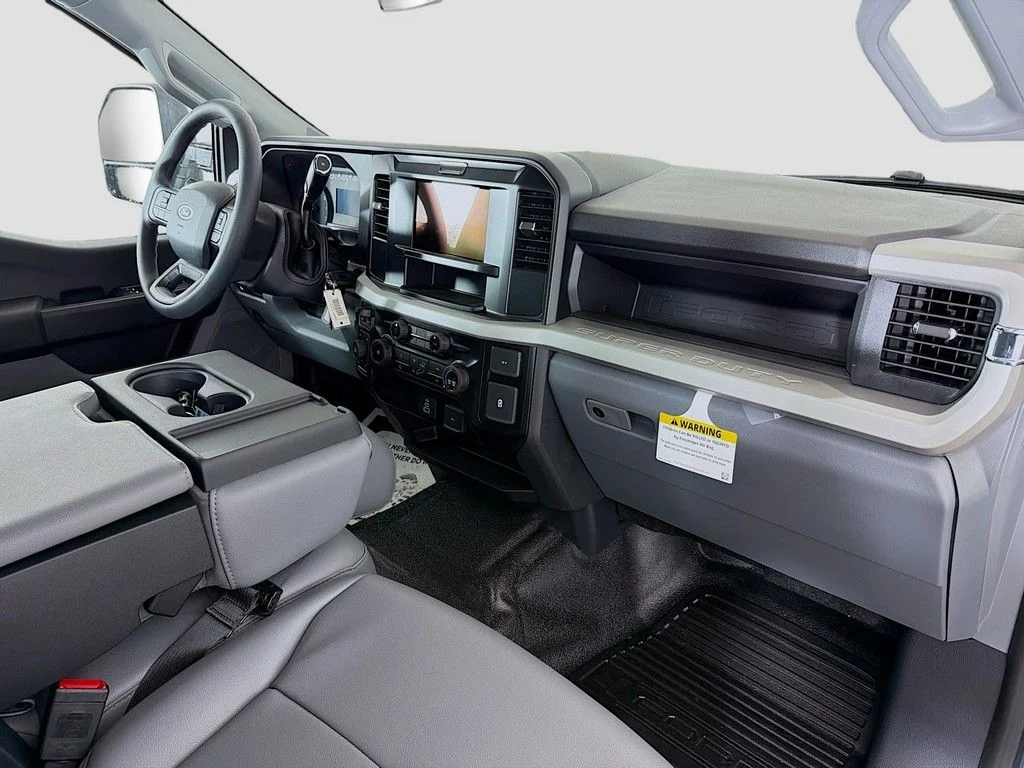 New 2026 Oxford White Ford F-250® XL image 16