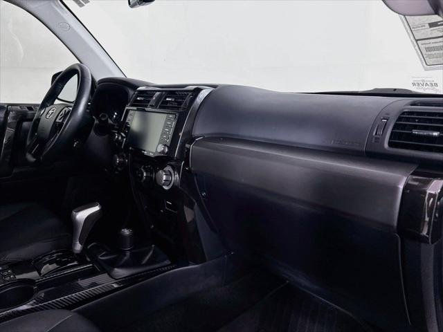 Certified Used 2024 CLASSIC SILVER METALLIC Toyota  image 43