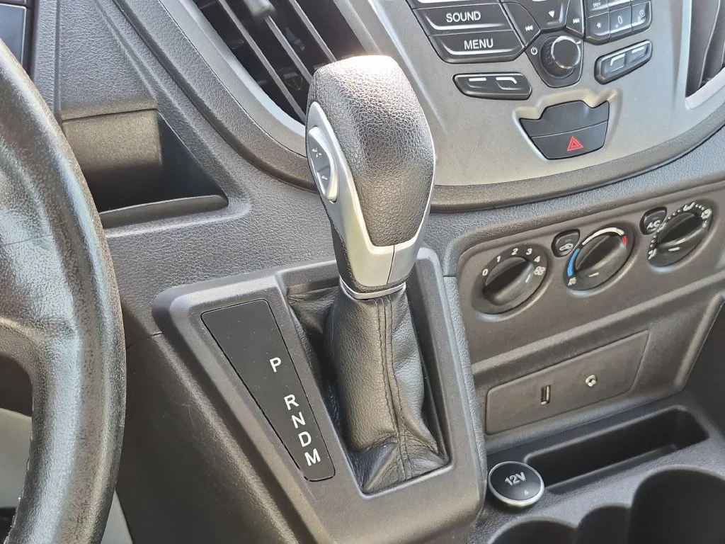 Used 2016 Oxford White Ford Base image 20