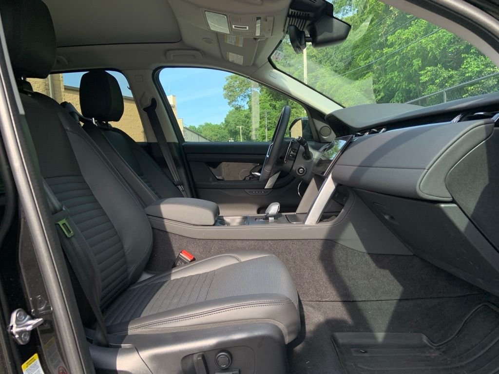 Used 2024 Black Land Rover S image 15