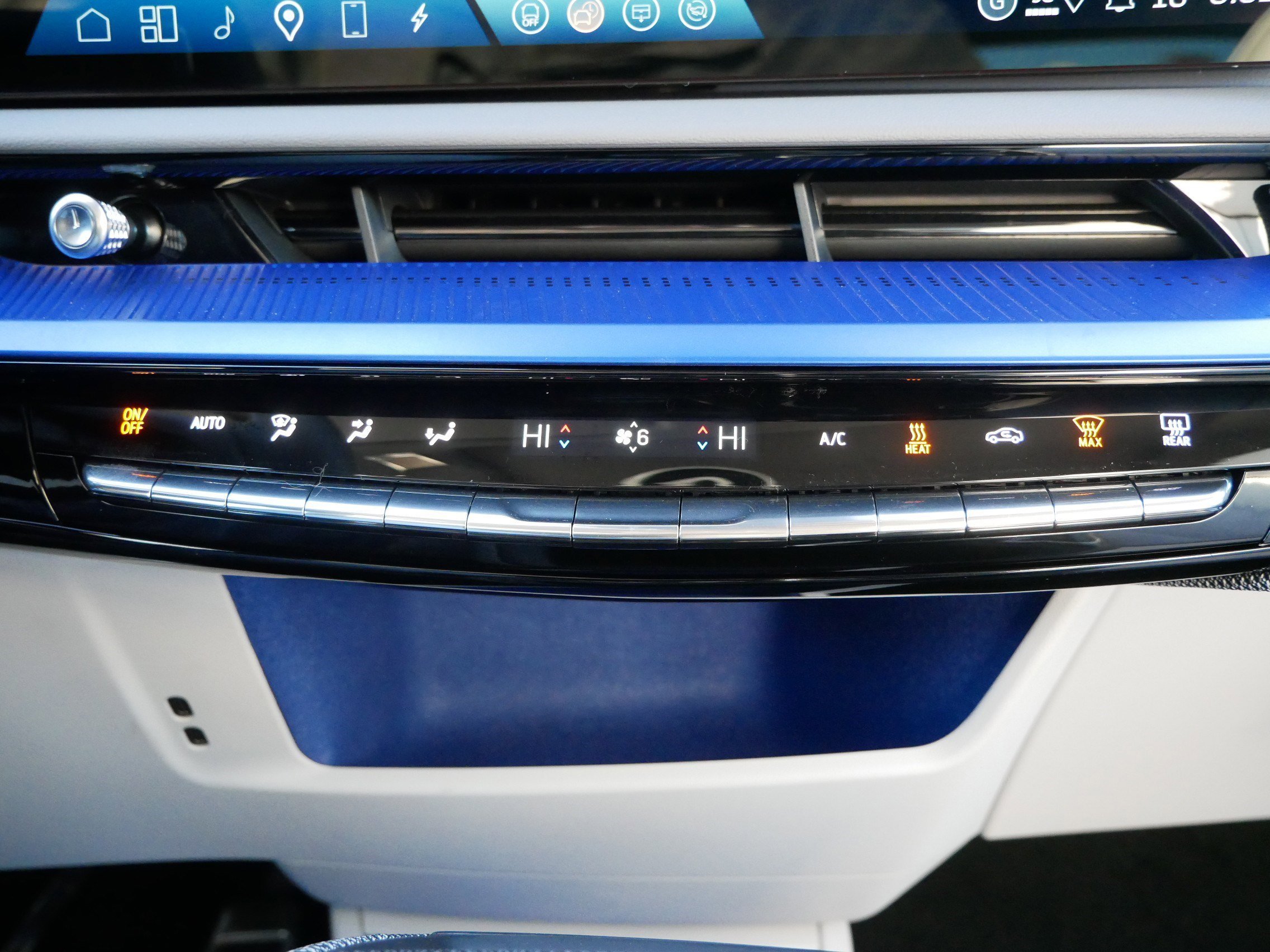 2026 Cadillac OPTIQ Premium Sport - Photo 21