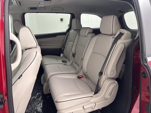2026 Honda Odyssey Touring - Photo 11