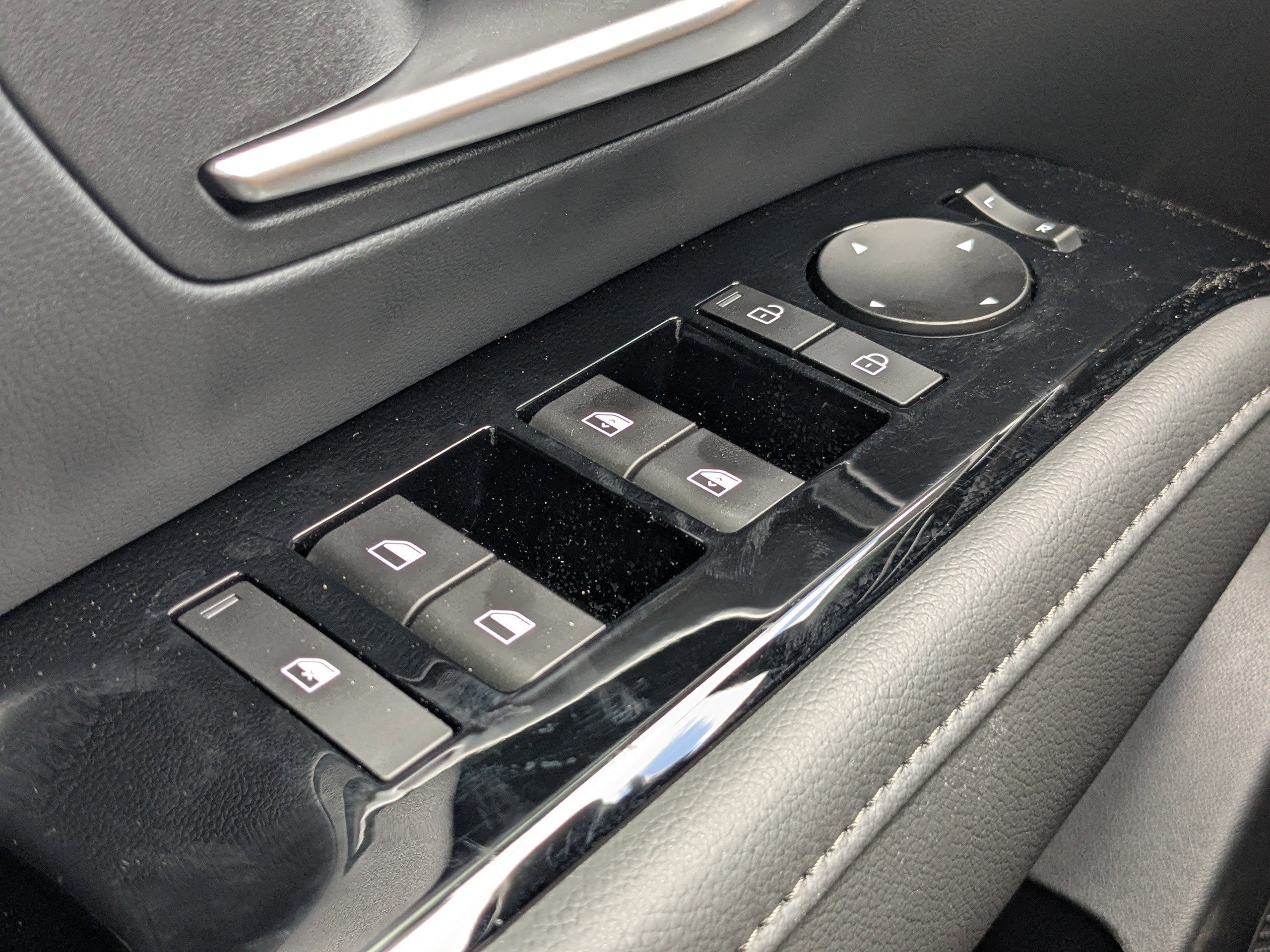 New 2026 Ecotronic Gray Matte Hyundai Limited FWD image 25
