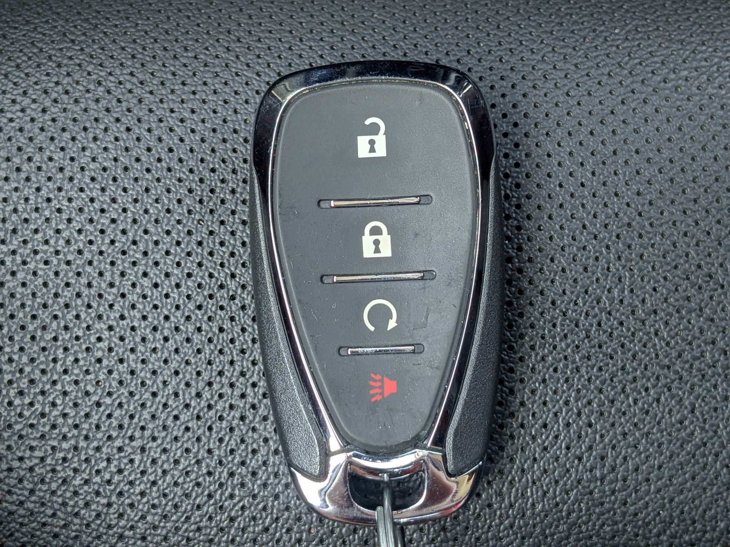 2025 Chevrolet Trax Activ - Photo 29