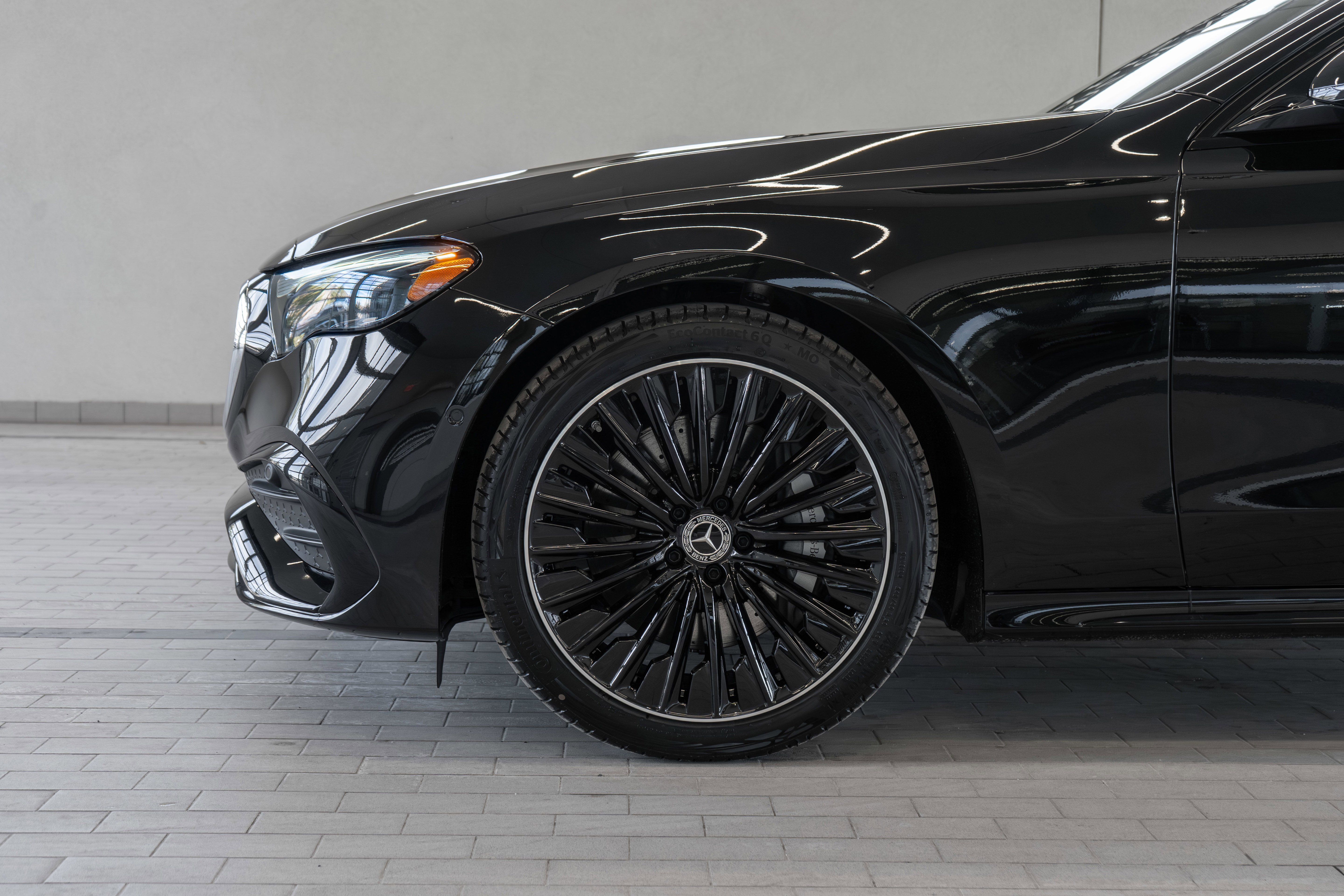 New 2026 Black Mercedes-Benz E 450 image 40