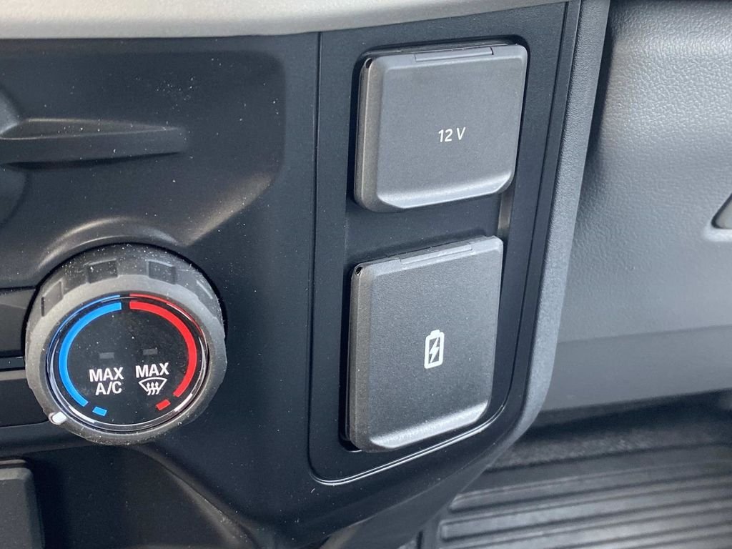 New 2026 Oxford White Ford F-250® XL image 18