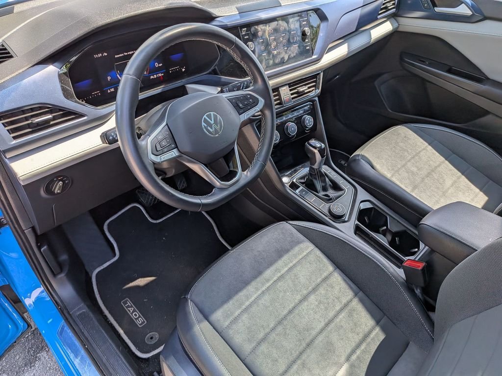 Certified Used 2023 Blue Volkswagen 1.5T SE image 11