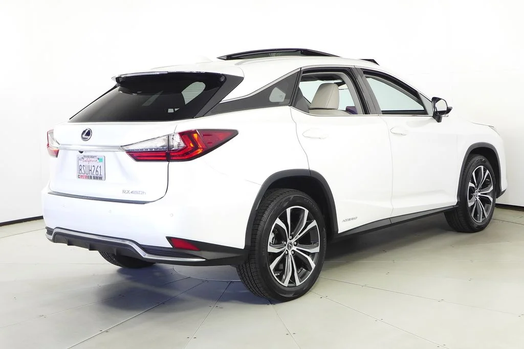 Used 2020 White Lexus 450h image 7