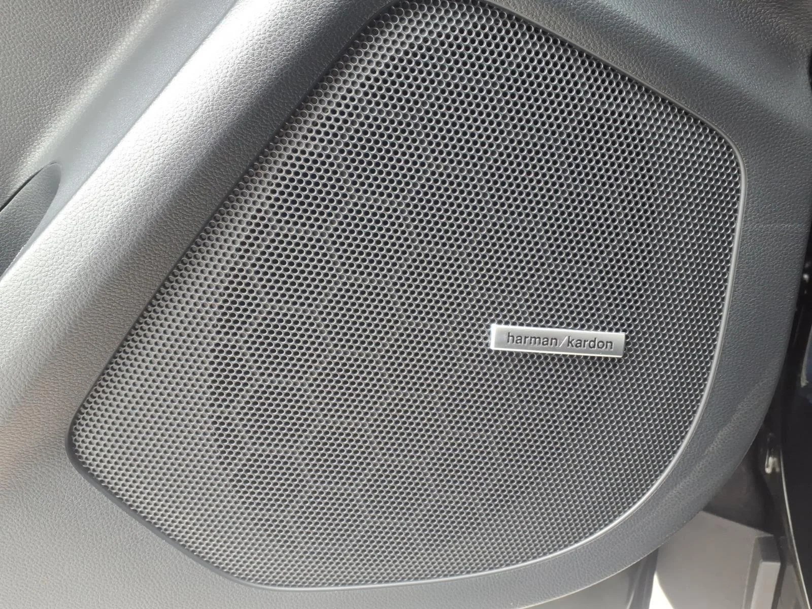 2025 Subaru Ascent Bronze Edition - Photo 47
