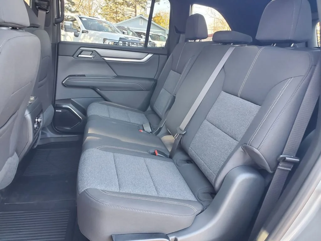 2026 GMC Acadia Elevation - Photo 26