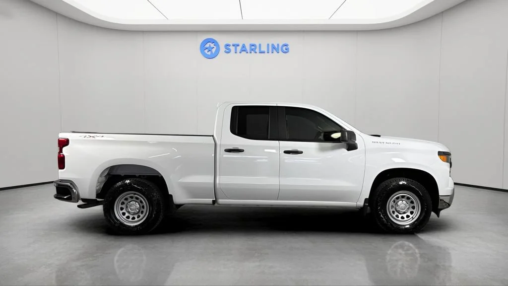 Used 2026 Summit White Chevrolet WT image 11