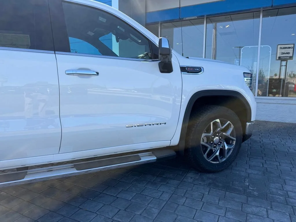 New 2026 Summit White GMC SLT image 12