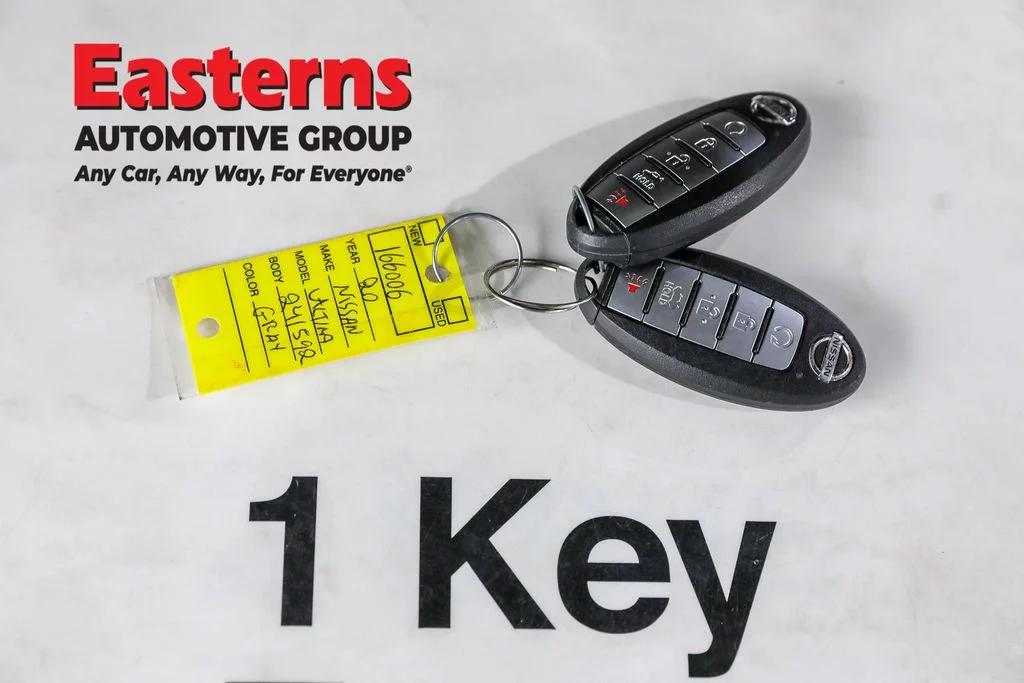 Used 2020 Gray Nissan 2.5 S image 24