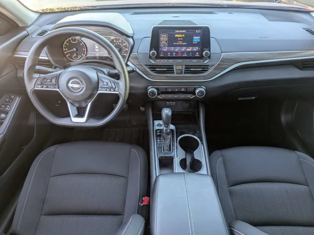 Used 2024 Red Nissan 2.5 SV image 14