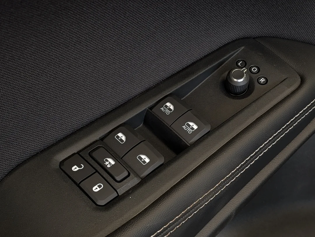 New 2026 Grey Jeep Laredo - - 4x4 - 1.6L Turbo Hybrid - Uconnect 5 w/ 12.3 Screen & More! image 13