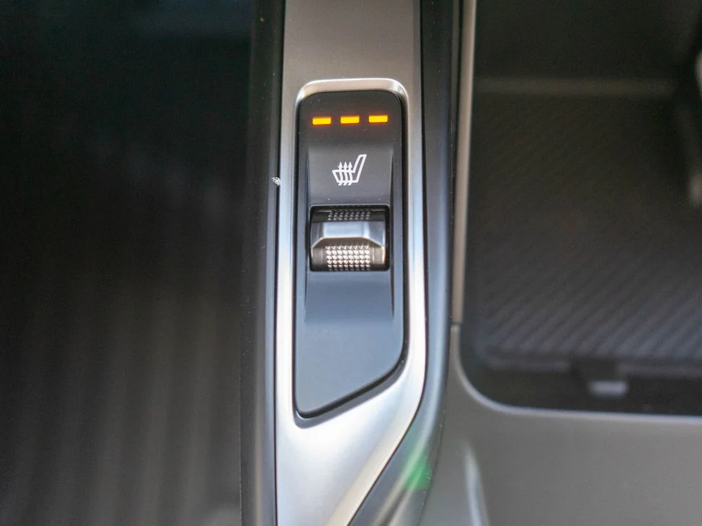 New 2026 Glacial White Pearl Kia S image 25