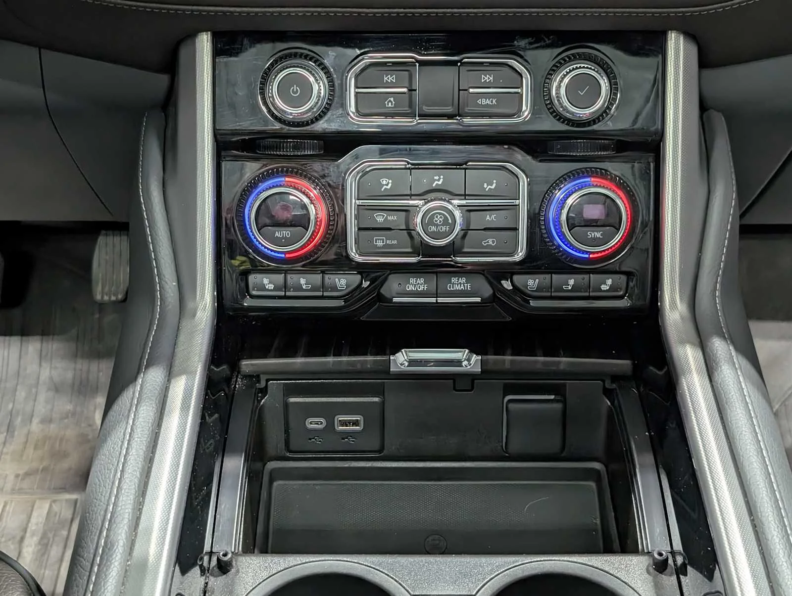 Used 2023 Titanium Rush Metallic GMC Denali image 19