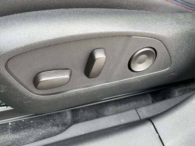 2026 Chevrolet Blazer EV photo 16 of 36