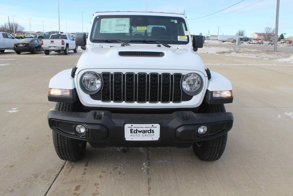 New 2026 Bright White Clear-Coat Exterior Paint Jeep Sport S image 8