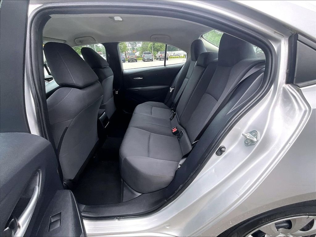 Used 2020 Silver Toyota LE image 15