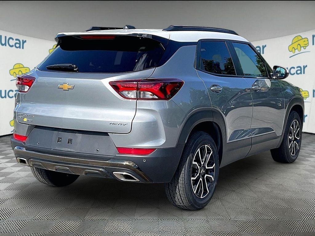 Used 2023 Sterling Gray Metallic Chevrolet ACTIV image 6