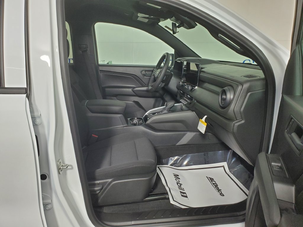 2026 Chevrolet Colorado Work Truck - Photo 14