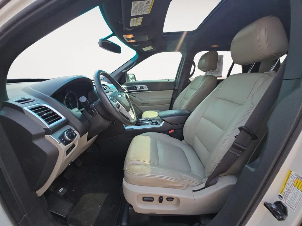 Used 2012 White Ford XLT image 11