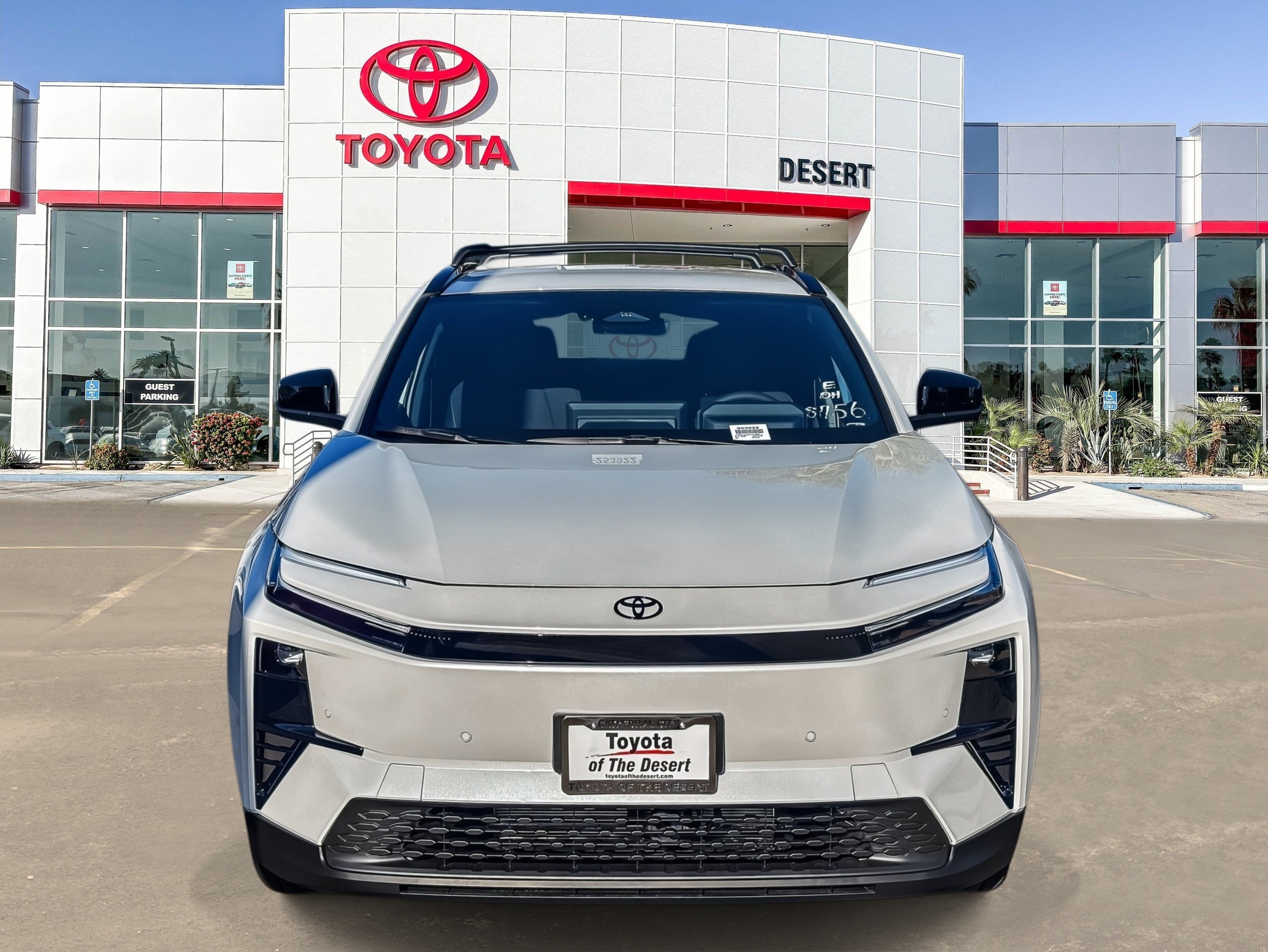 New 2026 Wind Chill Pearl <sup>1</sup> Toyota  SE image 2