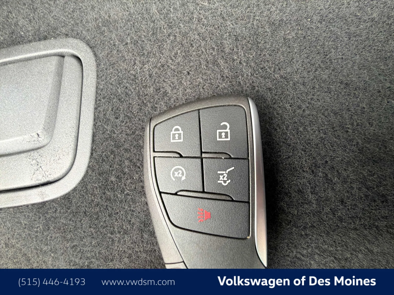Used 2021 Summit White Buick Essence image 19