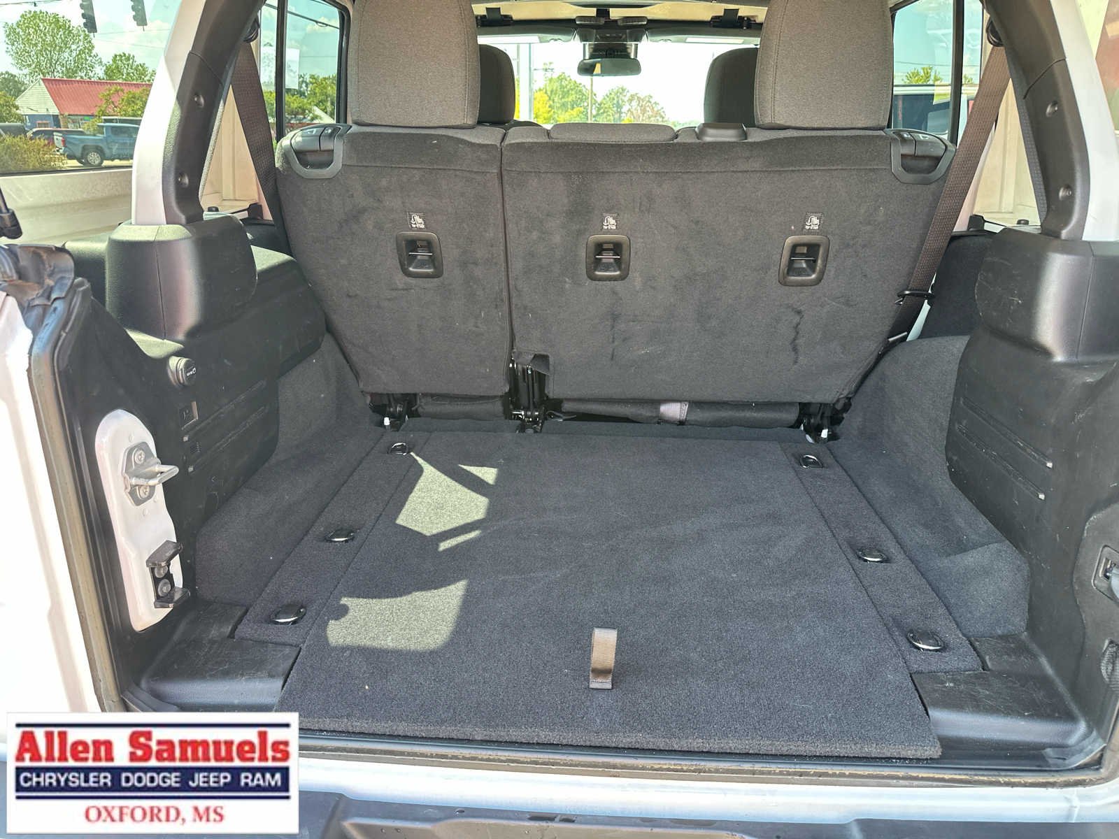 Certified Used 2025 Bright White Clearcoat Jeep Sahara image 35