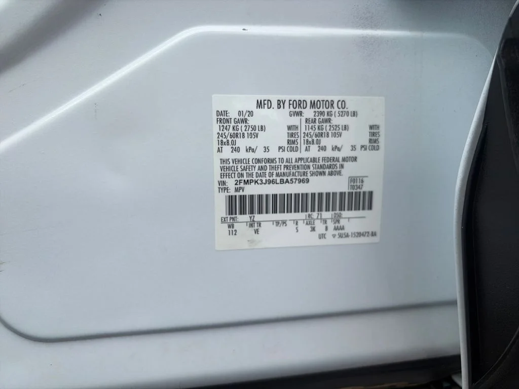 Used 2020 Oxford White Ford SEL image 29