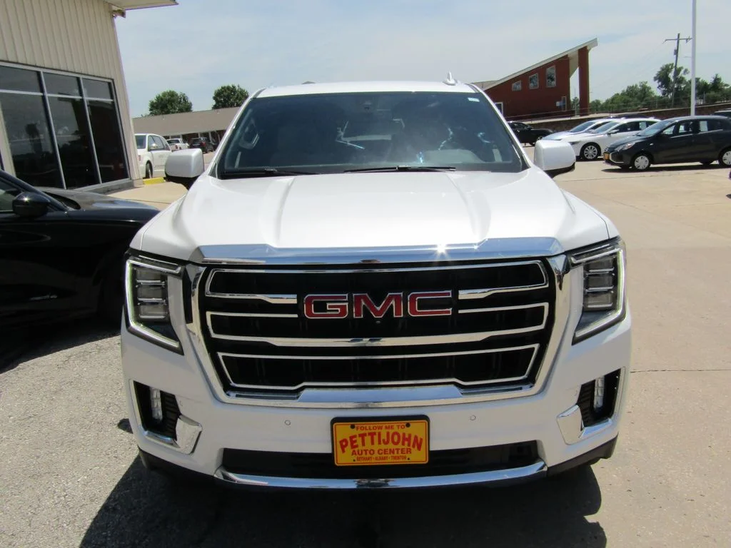 Used 2021 White GMC SLT image 13