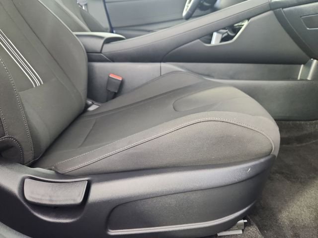 2025 Hyundai Elantra Blue - Photo 15