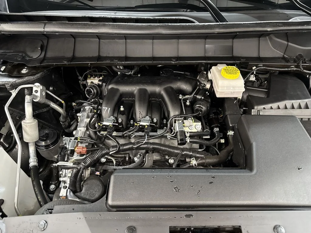 Used 2025 Gun Metallic Nissan Platinum image 36