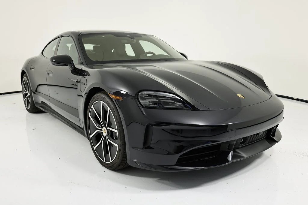 2026 Porsche Taycan Base - Photo 9