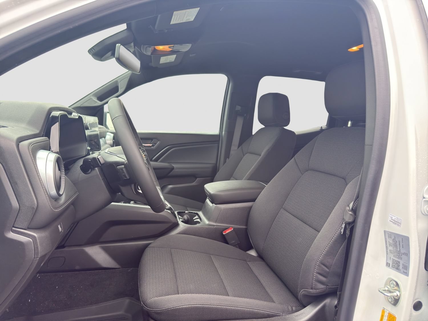 2026 Chevrolet Colorado LT - Photo 9