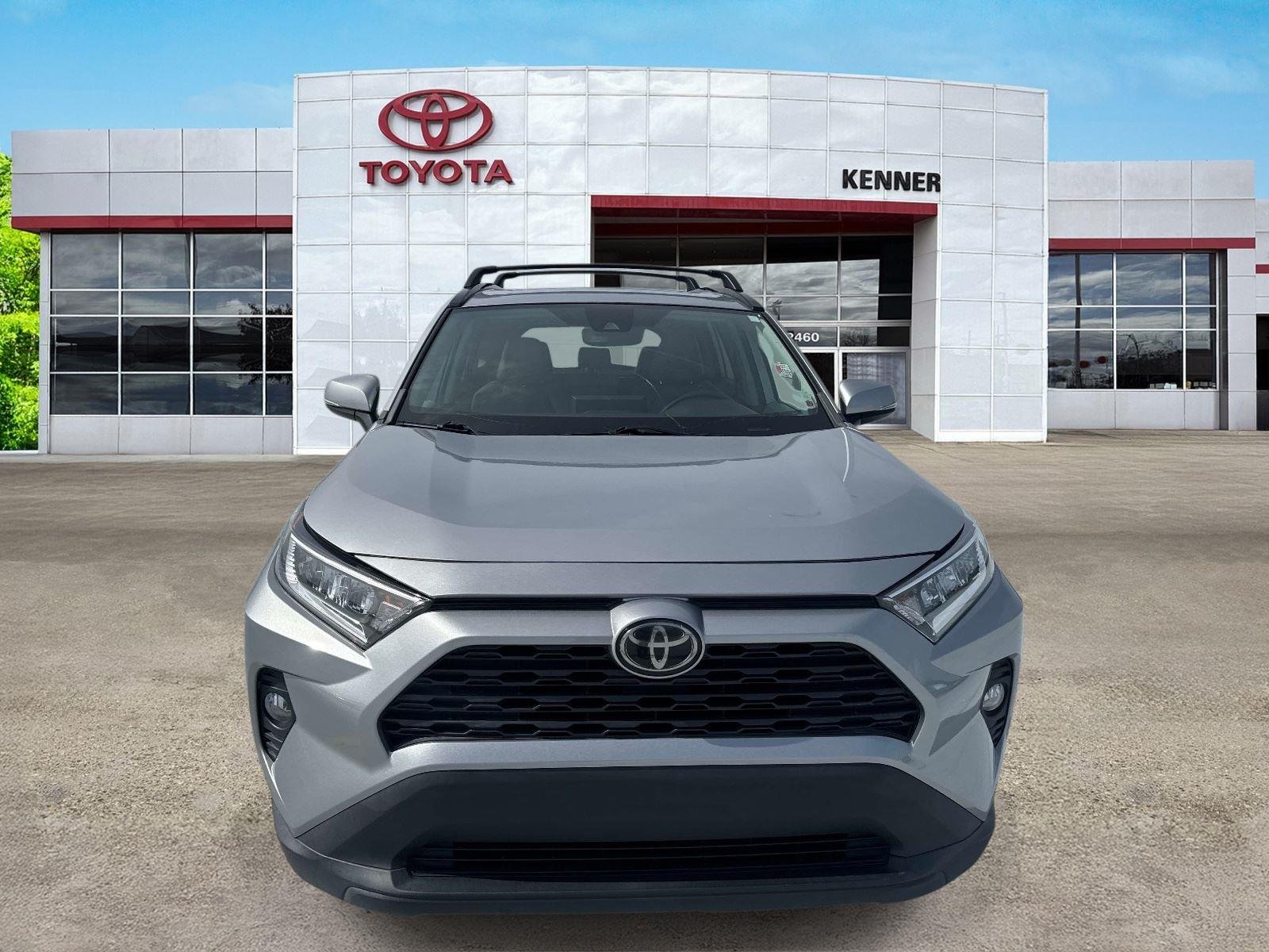 Used 2021 Silver Sky Metallic Toyota XLE Premium image 2