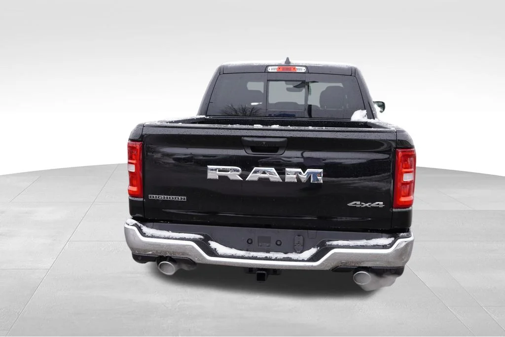 New 2026 Diamond Black Crystal Pearl-Coat Exterior Paint RAM Big Horn image 6
