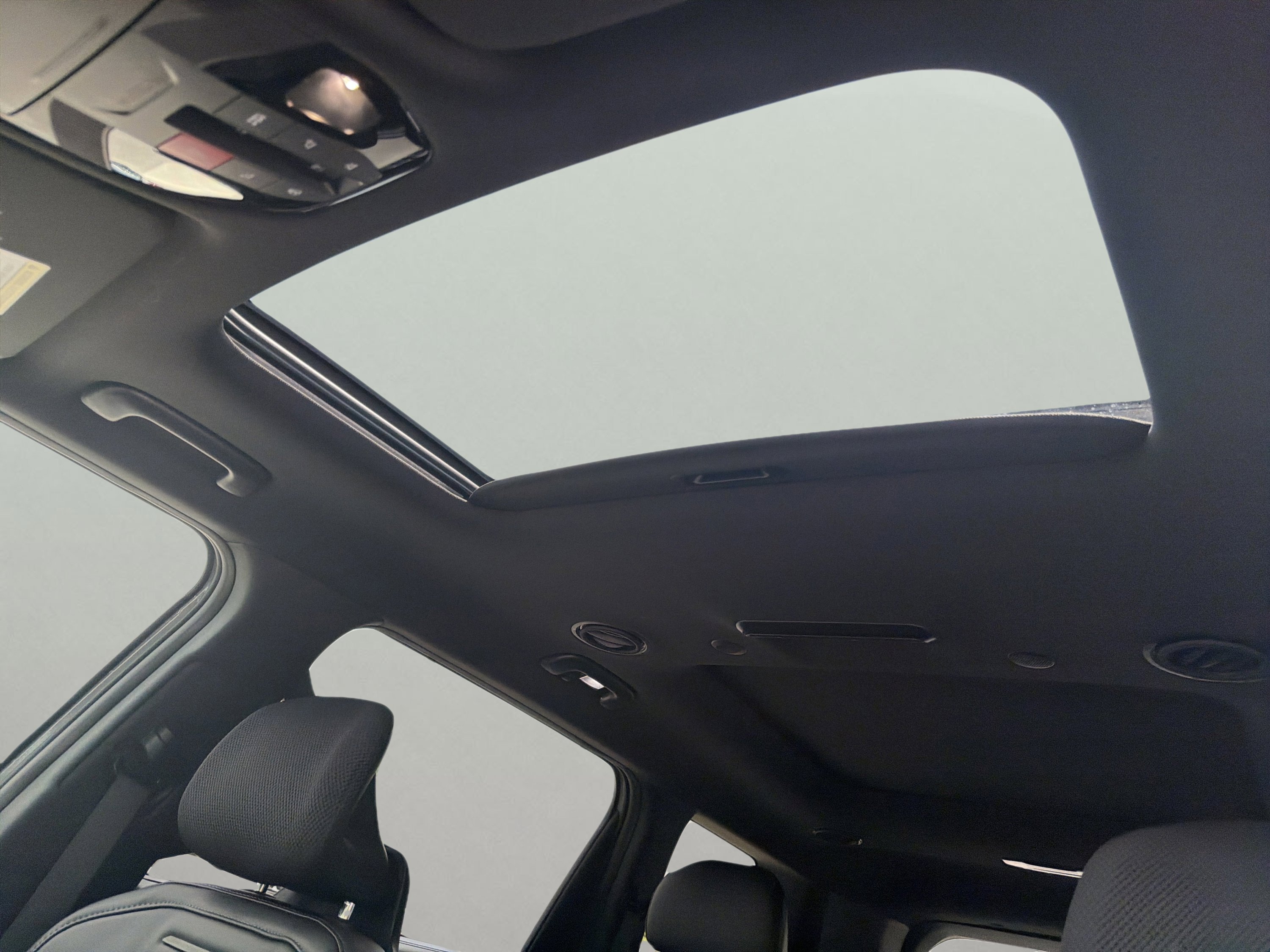 New 2027 Wolf Gray Kia X-PRO SX image 9
