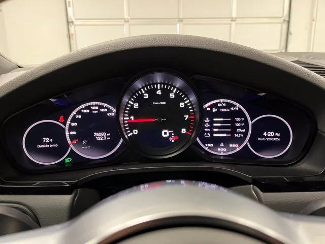 2022 Porsche Cayenne Platinum Edition - Photo 22