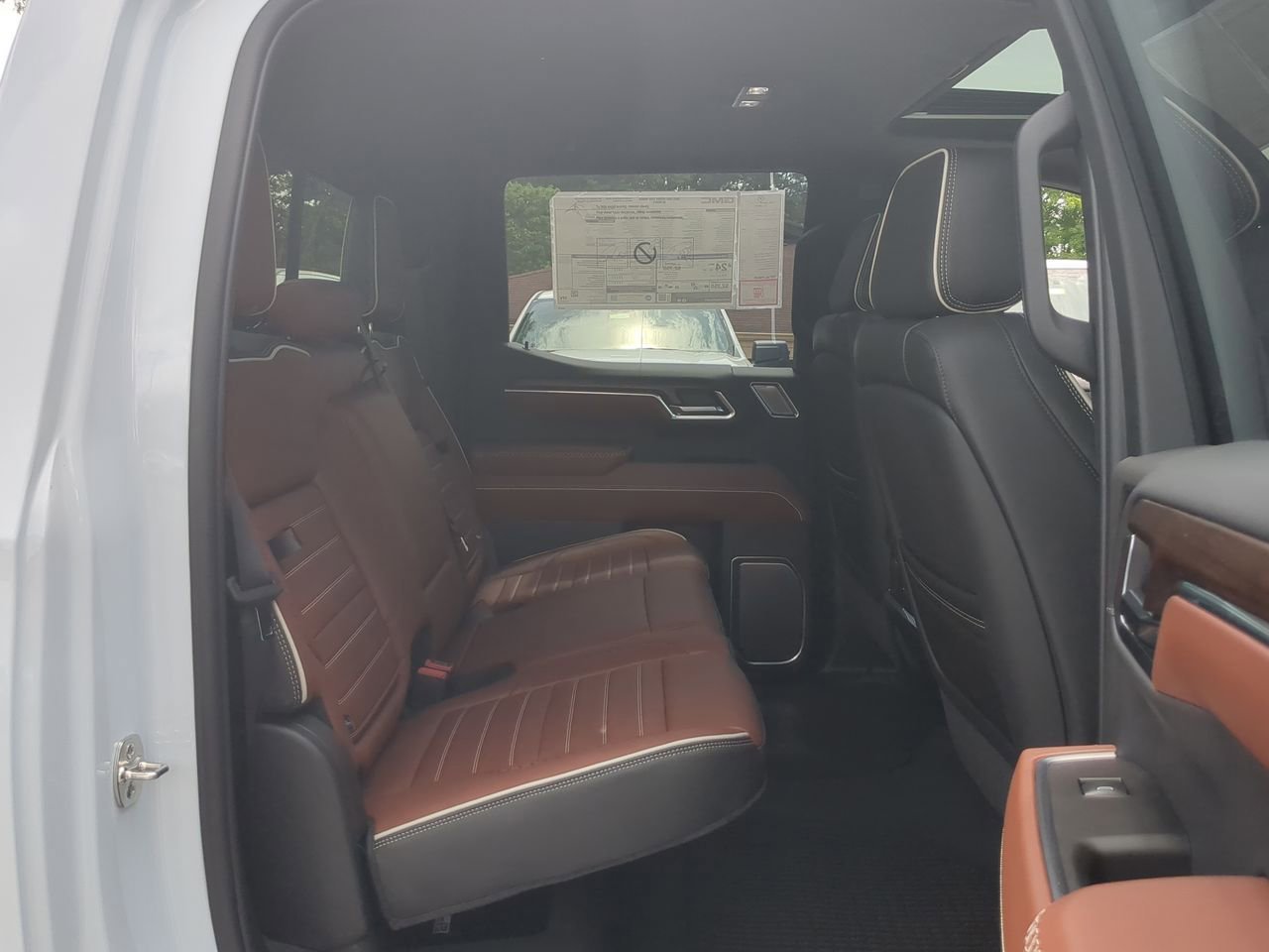 New 2026 Glacier White Tricoat GMC Denali Ultimate image 28
