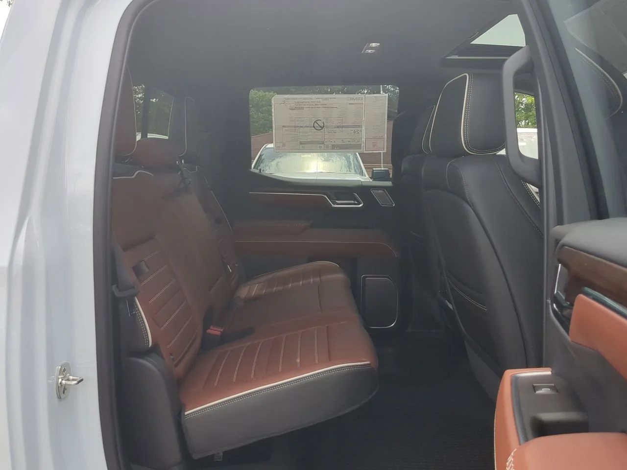 New 2026 Glacier White Tricoat GMC Denali Ultimate image 28